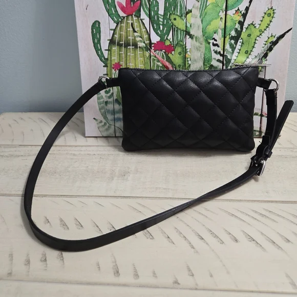 Michael Kors Women's MK Quilted Studded Multi-Bag-Black/Silver- EUC - Picture 5 of 16